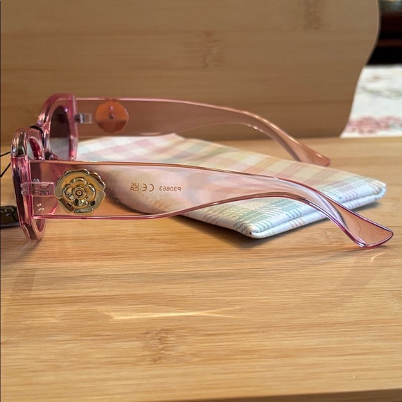 Brand New Shiny Transparent Light Pink Round Cat Eye Sunglasses Flower Accent main image 5